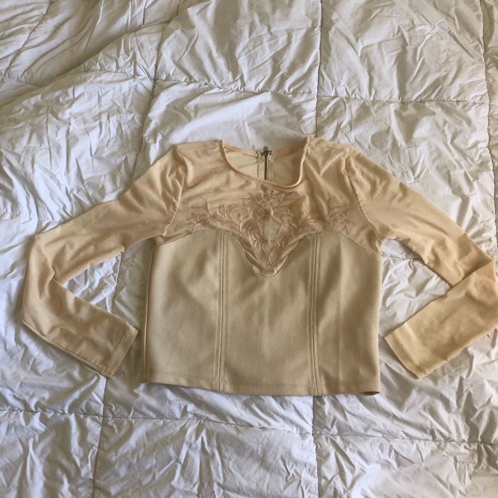 Off white top